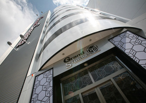 Grand Square 改装工事