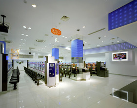 Grand Square 改装工事